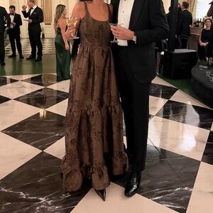 V Chapman Avery Dress in Cocoa Baroque Floral